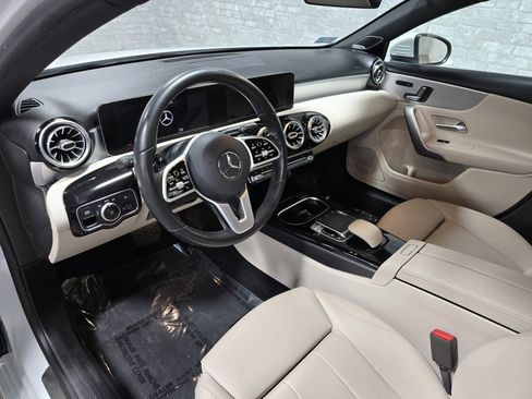 Used 2020 Mercedes-Benz A 220 A 220 image 13