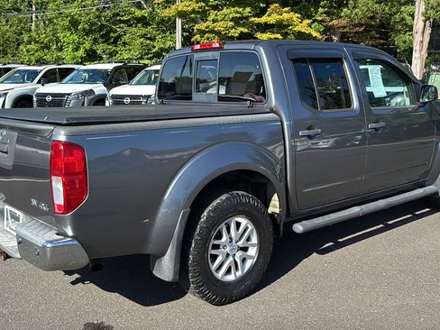 Used 2016 Nissan Frontier SV w/ SV Value Truck Package AWD/4WD image 23