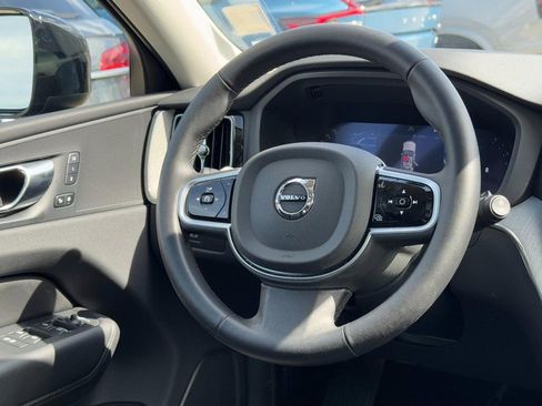 Certified 2025 Volvo XC60 B5 Plus image 13