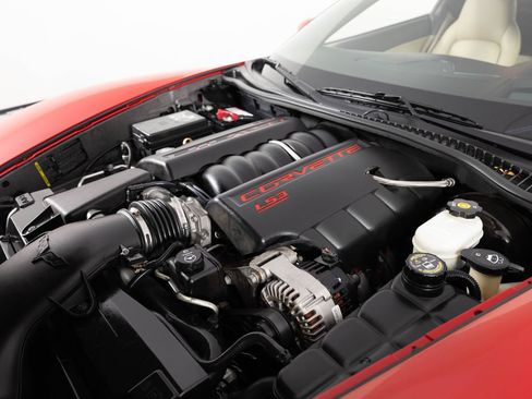 Used 2008 Chevrolet Corvette Coupe w/ Preferred Equipment Group RWD image 34