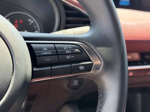Used 2026 MAZDA MAZDA3 2.5 S Hatchback w/ Premium Pkg FWD image 10