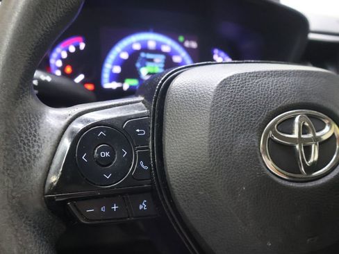 Used 2020 Toyota Corolla LE FWD image 21
