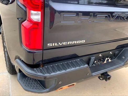 Used 2022 Chevrolet Silverado 1500 RST w/ Texas Edition Plus AWD/4WD image 30