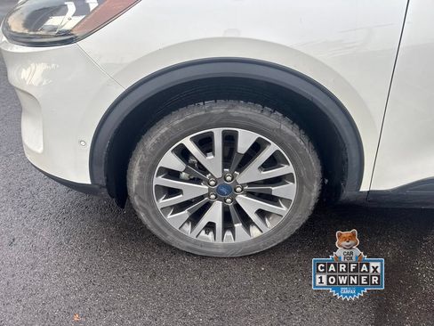 Used 2020 Ford Escape Titanium AWD/4WD image 15