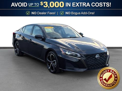 Used 2024 Nissan Altima 2.5 SR FWD image 10