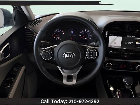 Used 2021 Kia Soul EX image 21