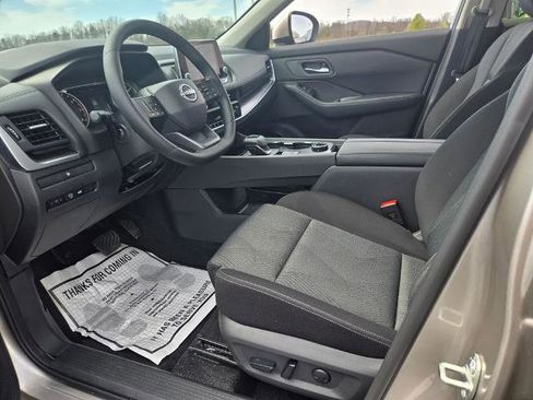 Certified 2026 Nissan Rogue SV image 7