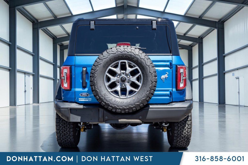 Used 2025 Ford Bronco Badlands AWD/4WD image 24