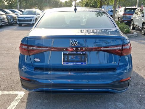 New 2026 Volkswagen Jetta SE FWD image 4