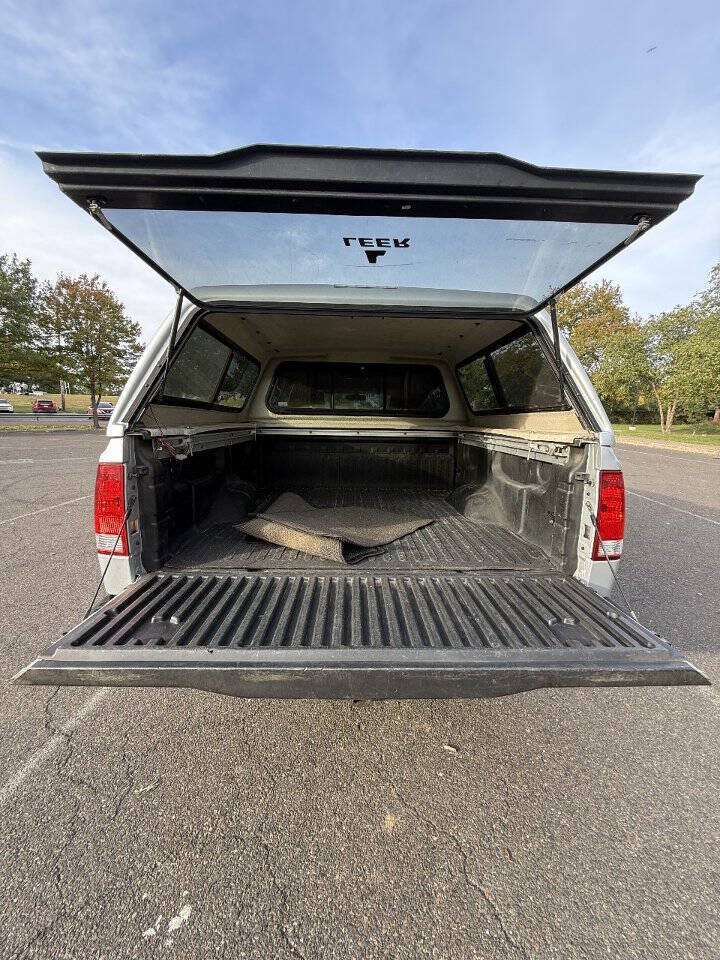 Used 2006 Nissan Titan LE AWD/4WD image 14