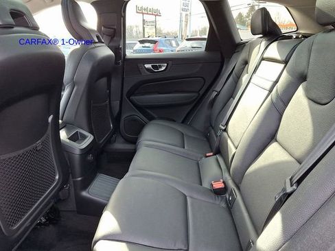 Used 2021 Volvo XC60 T8 Inscription Expression w/ Advanced Package image 13