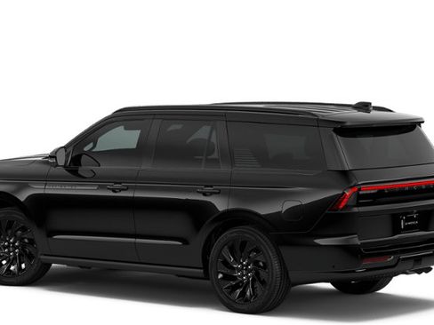 New 2026 Lincoln Navigator Reserve w/ Jet Appearance Package AWD/4WD image 24