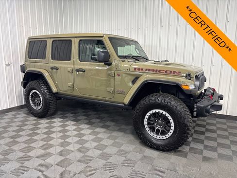 Certified 2025 Jeep Wrangler Unlimited Rubicon AWD/4WD image 1