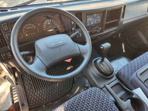 New 2024 Chevrolet Low Cab Forward image 29