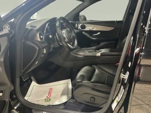 Used 2022 Mercedes-Benz GLC 300 image 10