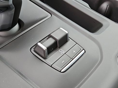 New 2026 GMC Sierra 1500 AT4X image 19