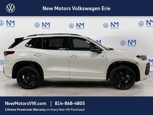 New 2026 Volkswagen Tiguan SE R-Line image 6