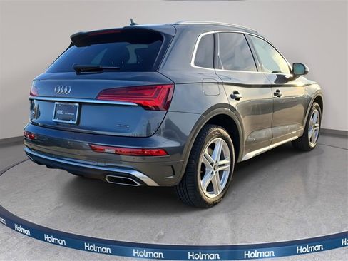 Used 2023 Audi Q5 e Premium Plus w/ Premium Plus Package image 6