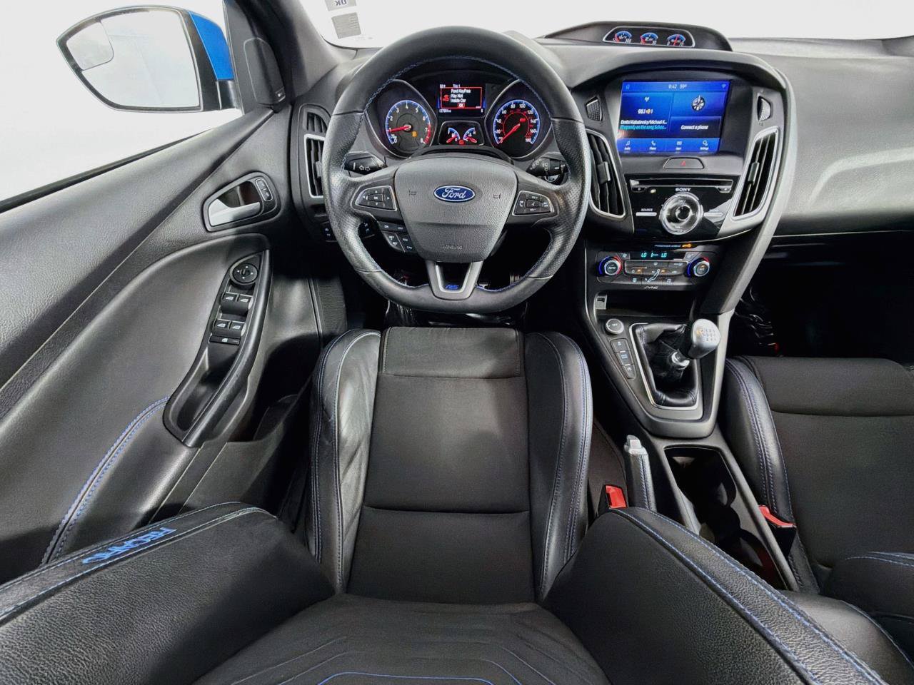 Used 2017 Ford Focus RS AWD/4WD image 13