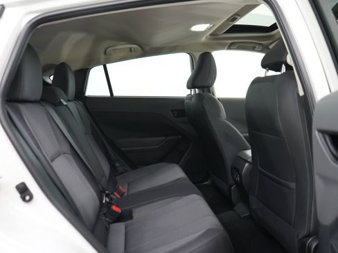 Used 2024 Subaru Crosstrek 2.0i Premium AWD/4WD image 12