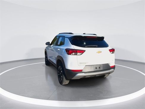Certified 2023 Chevrolet TrailBlazer LT w/ Convenience Package image 9