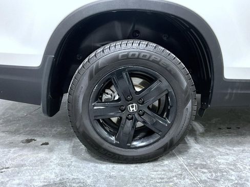 Used 2022 Honda Ridgeline Black Edition image 23