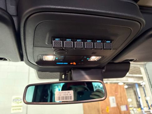 New 2025 Ford Bronco Badlands image 21