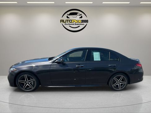 Used 2025 Mercedes-Benz C 300 Sedan image 4