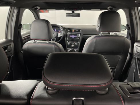 Used 2017 Volkswagen GTI S image 15
