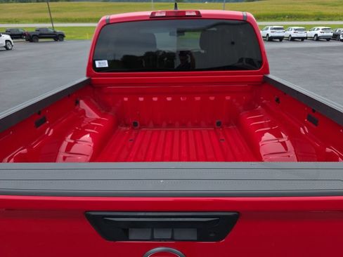Used 2022 Nissan Frontier SV AWD/4WD image 10