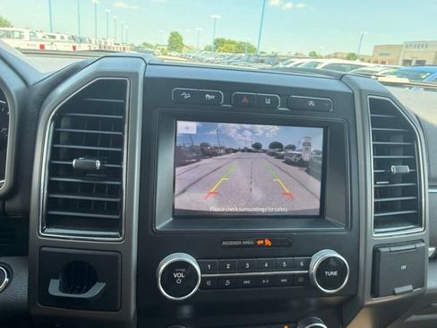 Used 2021 Ford Expedition XLT AWD/4WD image 37