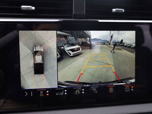New 2026 GMC Sierra 3500 AT4 w/ Technology Package AWD/4WD image 17