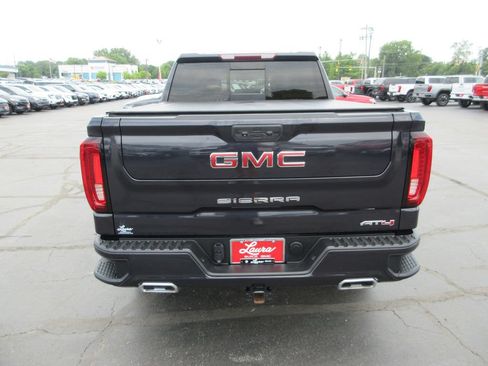 Certified 2022 GMC Sierra 1500 AT4 w/ AT4 Preferred Package AWD/4WD image 8