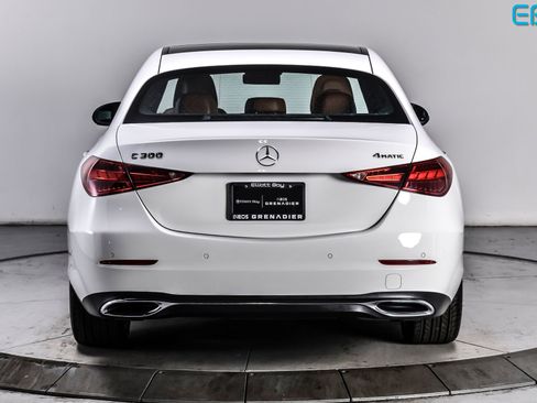 Used 2025 Mercedes-Benz C 300 4MATIC Sedan image 5