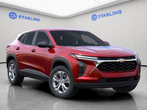 New 2026 Chevrolet Trax LS w/ Driver Confidence Package image 7