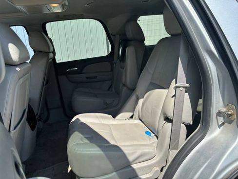Used 2012 Chevrolet Tahoe LT w/ Luxury Package RWD image 11