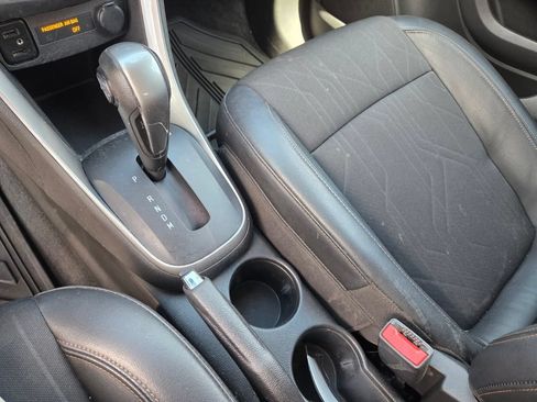 Certified 2022 Chevrolet Trax LT AWD/4WD image 22