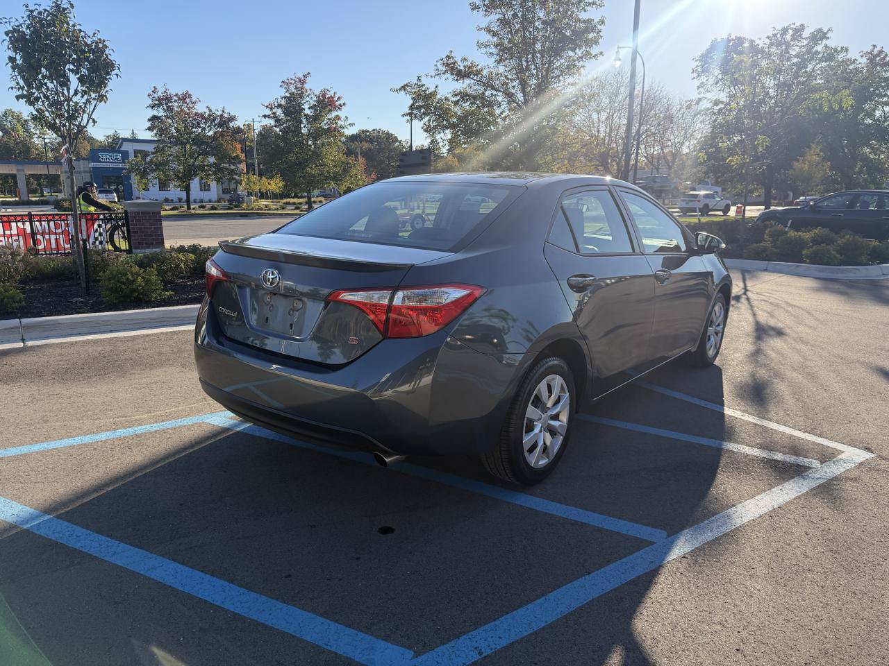 Used 2015 Toyota Corolla S FWD image 5