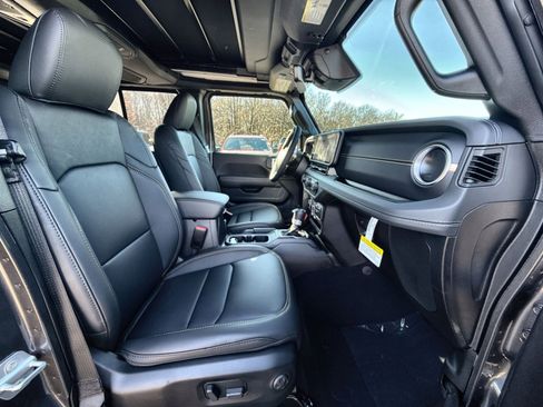 New 2026 Jeep Wrangler Sahara image 27