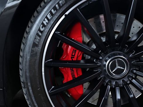 Used 2022 Mercedes-Benz AMG GT 43 image 11