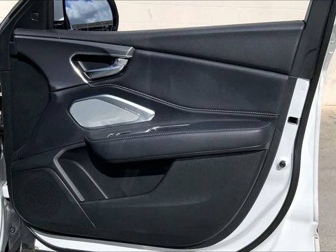 Used 2020 Acura RDX w/ Advance Package FWD image 28