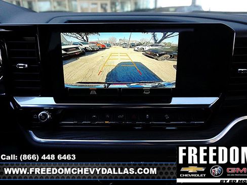 New 2026 GMC Sierra 1500 SLT image 15