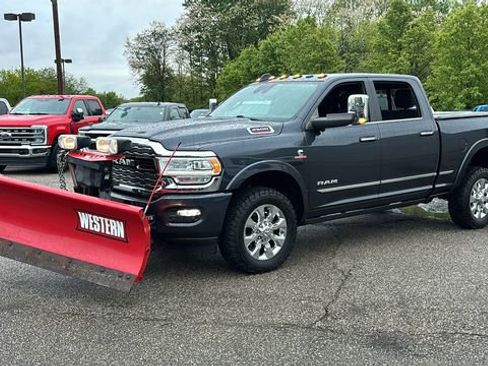Used 2019 RAM 2500 Limited AWD/4WD image 2