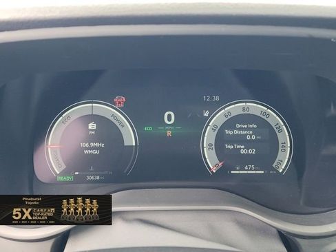 Used 2025 Toyota Sienna XSE w/ XSE Plus Package image 42