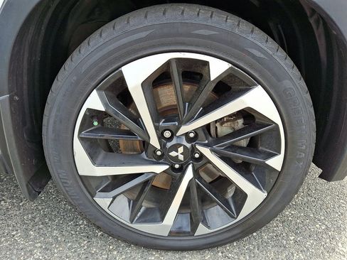 Used 2022 Mitsubishi Outlander ES AWD/4WD image 5