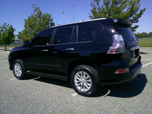 Used 2018 Lexus GX 460 Premium AWD/4WD image 27