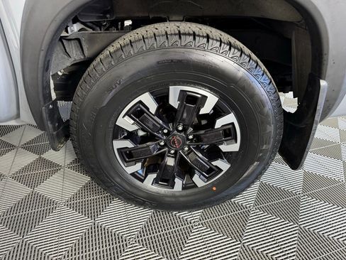 Used 2022 Nissan Frontier Pro-X image 31