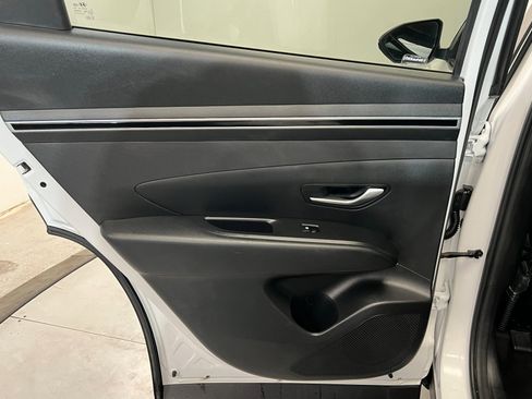 Used 2024 Hyundai Tucson SEL image 19