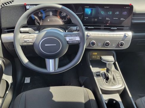 New 2026 Hyundai Kona SE FWD image 6