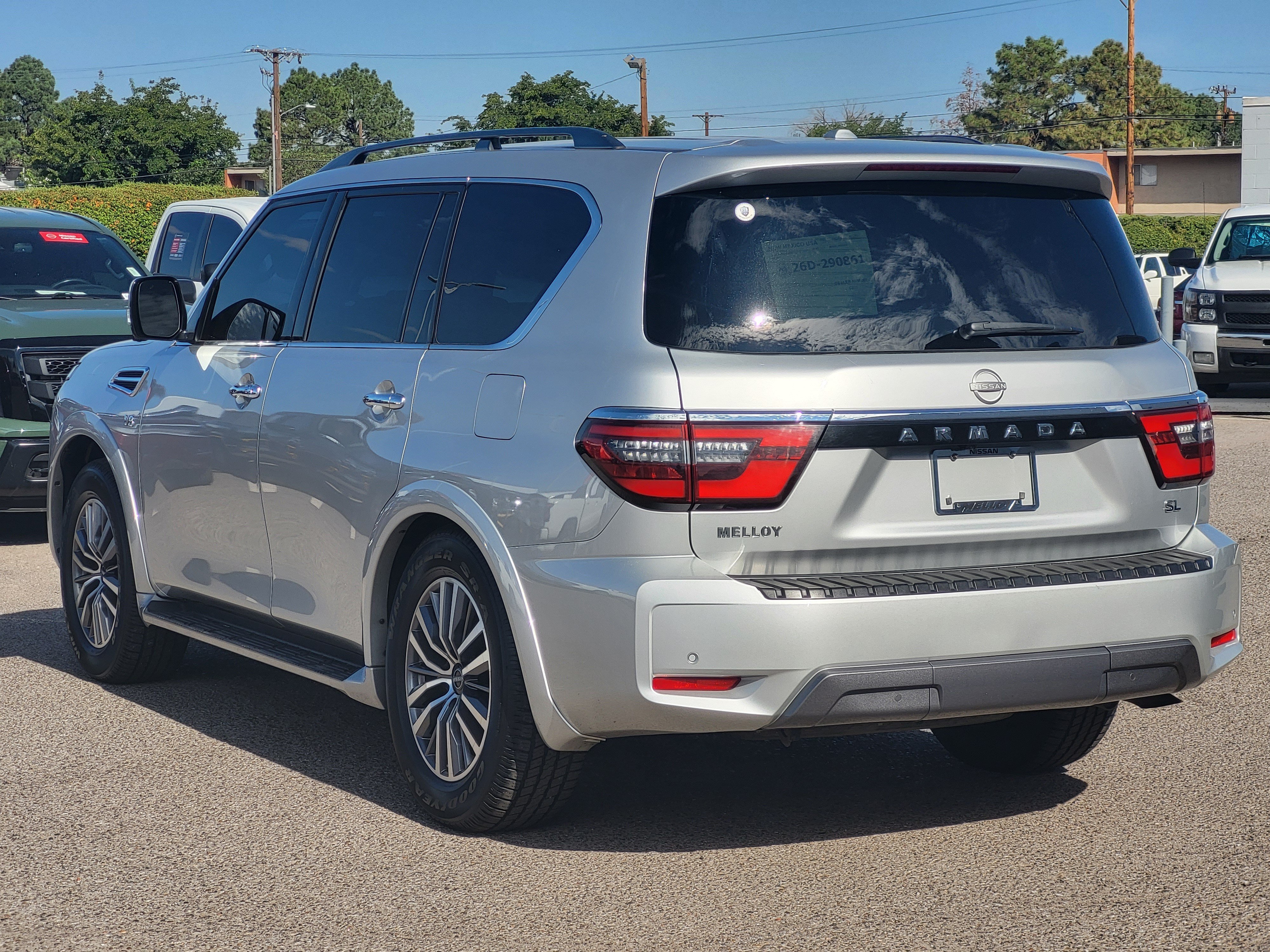 Certified 2022 Nissan Armada SL w/ Captain's Chairs Package AWD/4WD image 4